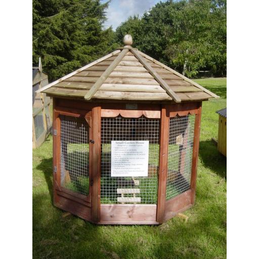 Octagonal Garden Hen House